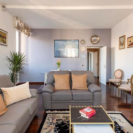 Stunning Center Rome Apartment Luaran gambar