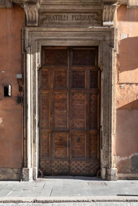 Stunning Center Rome Apartment Luaran gambar
